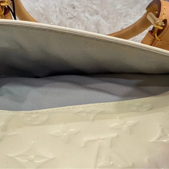 Louis Vuitton summit drive handbag - Picture 6 of 13